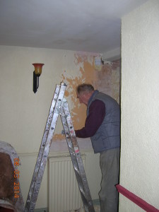 Workers at The Case 033